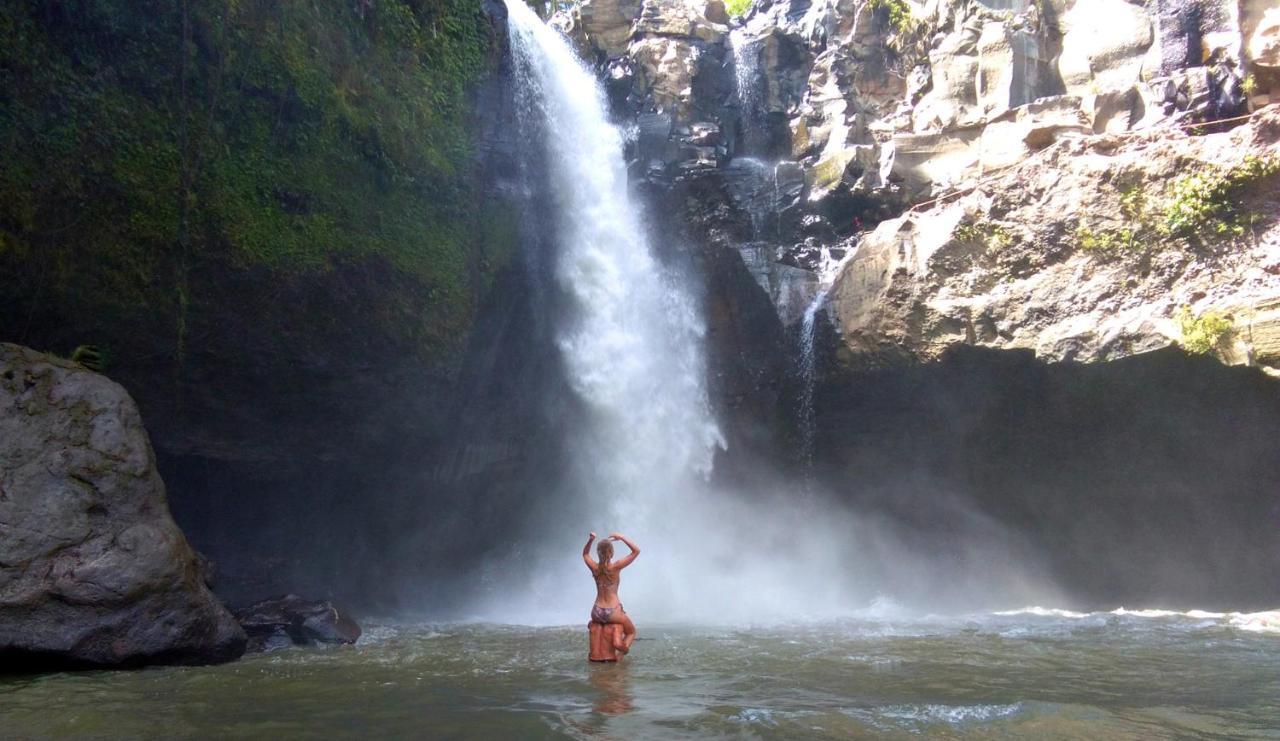 Waterfall Guest House Sukawati  Luaran gambar